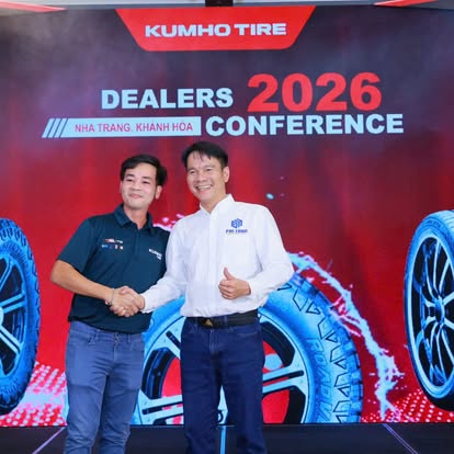 Đại diện Phi Long Auto và Kumho Tire tại Dealers Conference 2026