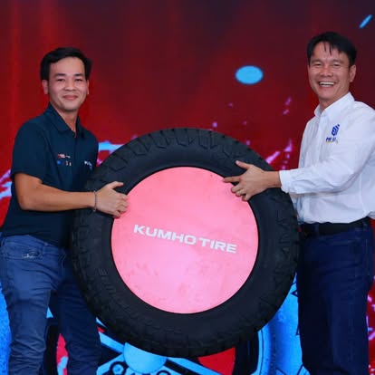Phi Long Auto và Kumho Tire hợp tác chiến lược