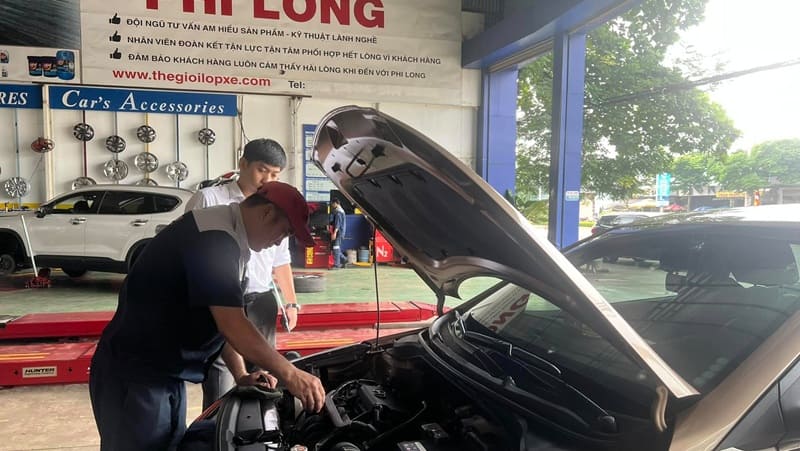 kiểm tra bảo dưỡng ô tô 20000km